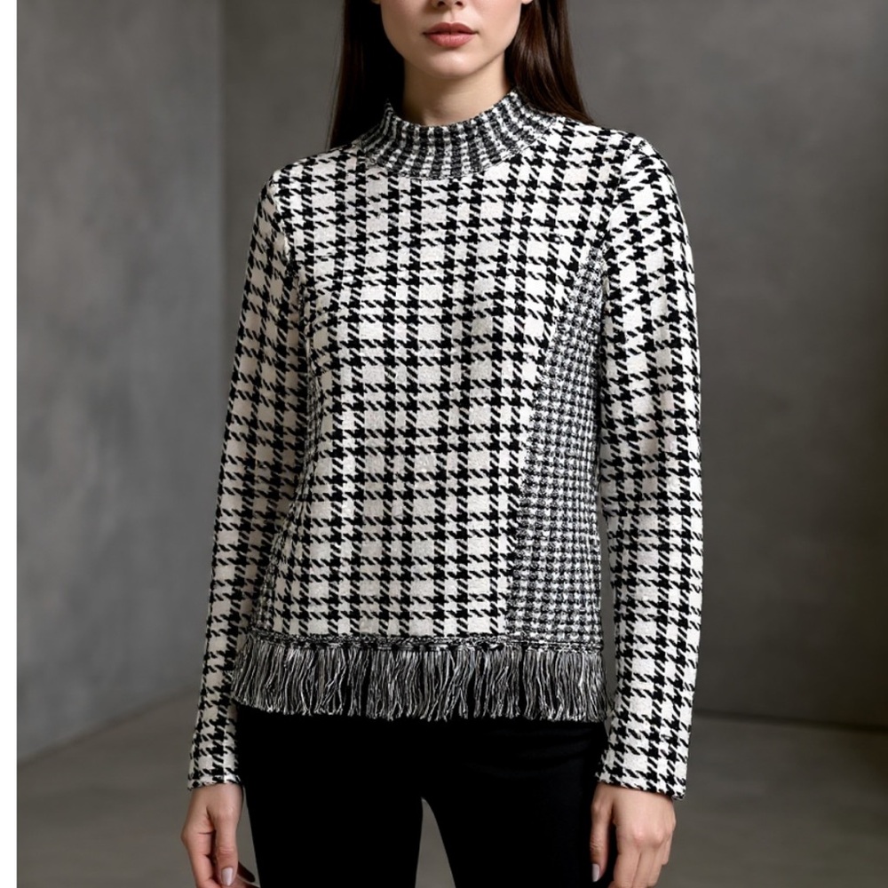 Metric Knits Black and White Houndstooth Sweater with Fringe Bottom NWOT Small